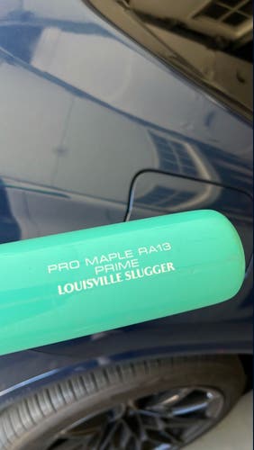 Louisville Slugger MLB Prime RA13 Ronald Acuna Game Model Maple Bat (-3) 30 oz 33" (Used)