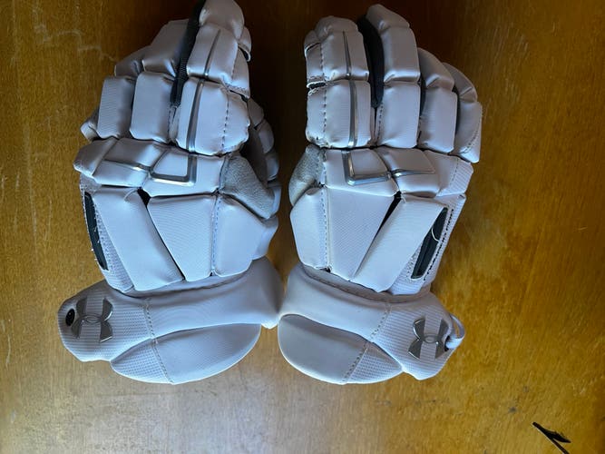 Under Armour Command Pro Lacrosse Gloves