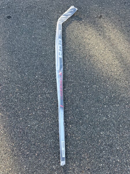 Senior CCM Ft+ Right Handed Hockey Stick P28 (New)