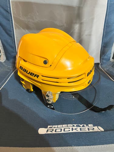 Medium Bauer 4500 Helmet