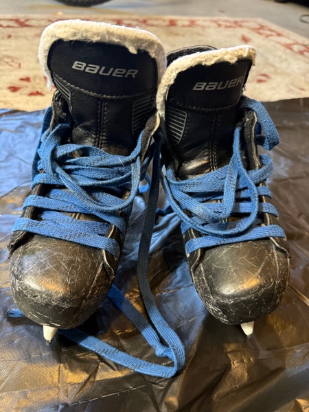 Bauer Hockey Skates 11 (Used)