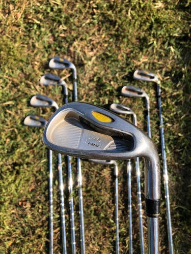 Men's TaylorMade Rac OS 2005 Iron Set Right Handed - TaylorMade T-Step UltraLite Shaft (Used)