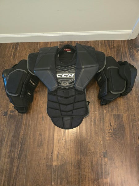 Medium CCM Premier R1.9 Goalie Chest Protector (Used)