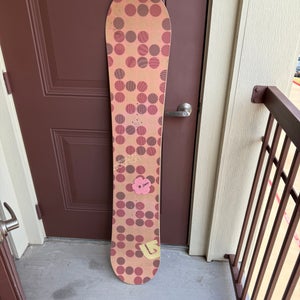Women's Burton Snowboard All Mountain Without Bindings Medium Flex Directional (Used)