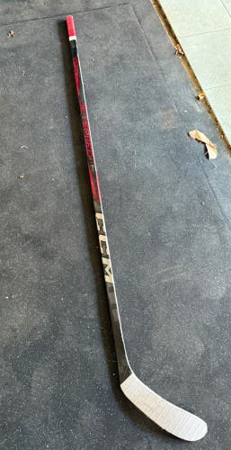 Senior CCM Jetspeed FT7 Pro Right Handed Hockey Stick P28 (Used)