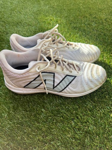 White Men's Size M 12.0 (W 13.0) New Balance Metal (Used)