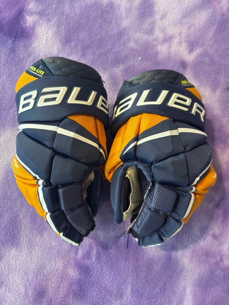 Blue Junior Bauer Vapor Hyperlite Gloves 11" (Used)