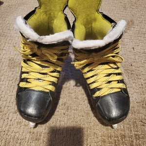 Bauer Supreme 3S Hockey Skates Extra Wide EE fit 3 nowide Width Size 3 (Used)