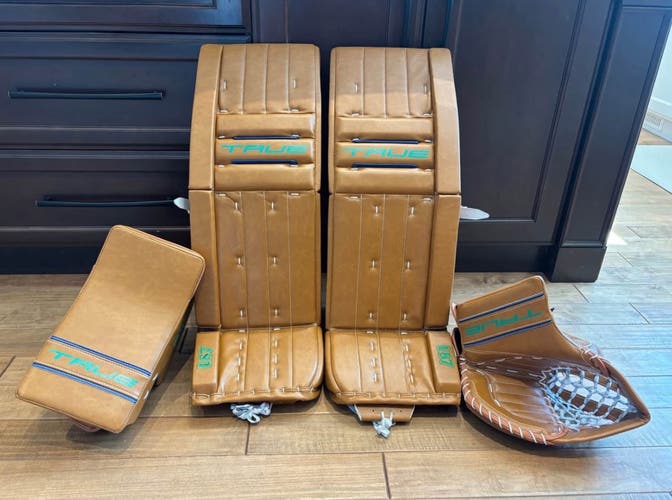 Brand New Pro Stock 34+1 True Catalyst PX5 L87 Pro Goalie Pads & Gloves Set Andersen