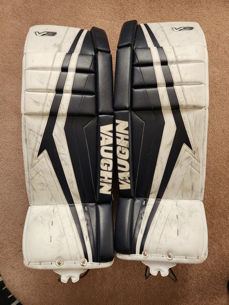 32" Vaughn Velocity V9 Goalie Leg Pads (Used)
