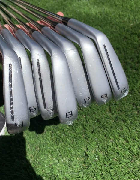 Men's TaylorMade P-790  Iron Set Stiff Flex