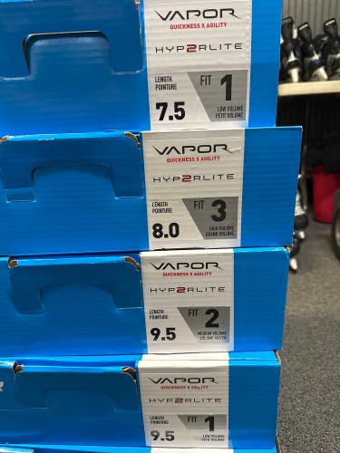 2025 Bauer Vapor Hyperlite 2 Hockey Skates (New)