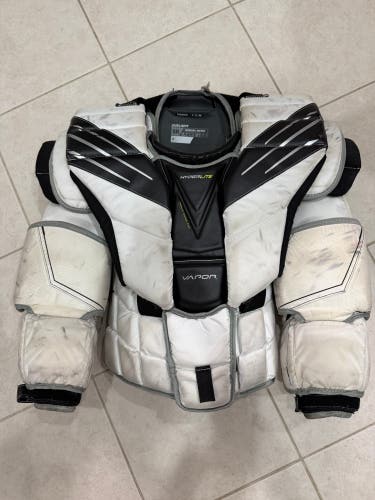 Medium Bauer Vapor Hyperlite Pro Goalie Chest Protector Pro Stock (Used)