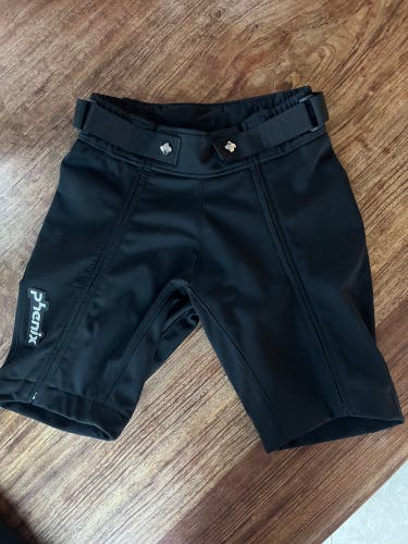 Black Size 12 Kids Unisex Phenix Shorts (Used)