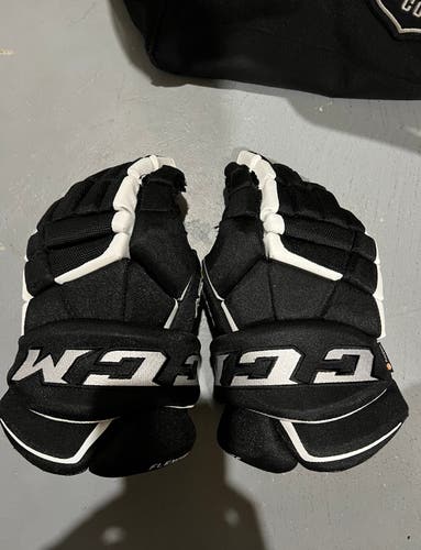 CCM Super Tacks AS1 Gloves 13" (Used)
