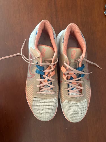 Men's Size M 16.0 (W 17.0) Nike Kyrie 6 Shoes (Used)