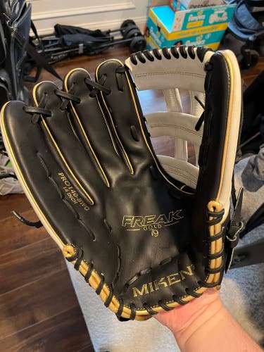 Miken Pro Series “Freak Gold 79” Softball Glove 14" LHT( Used)