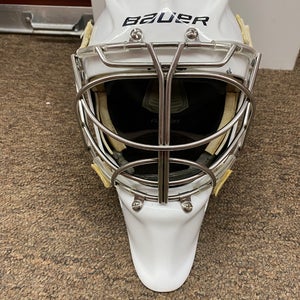 Senior Small Bauer Profile 960 Goalie Mask