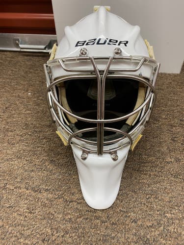 Senior 2023 Small Bauer Profile 960 Goalie Mask (Used)