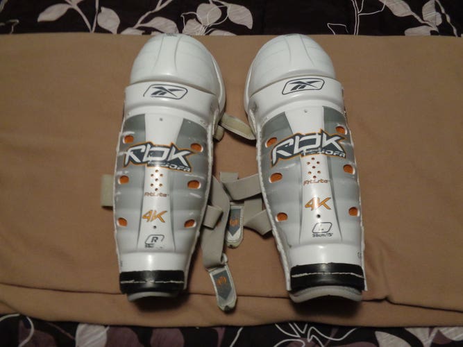 Senior Reebok 4k 15" Shin Pads (Used)