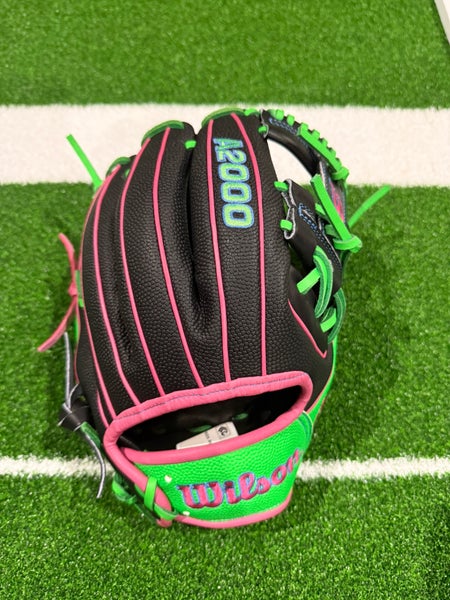 2025 Wilson A2000 RH Infield Baseball Glove 11.5" (New)