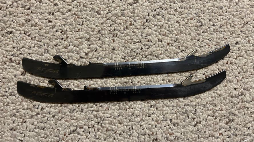 Bauer Fly-Ti 272 mm (Used)
