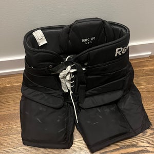 Junior Large Reebok 18k Hockey Goalie Pants (Used)