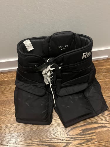 Junior Large Reebok 18k Hockey Goalie Pants (Used)