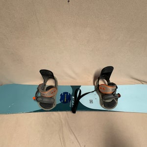 Unisex PIU MVP 157cm Snowboard With Bindings (Used)