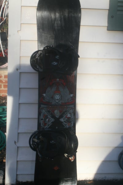 Burton White Collection 136 cmSnowboard With Burton Mediun Bindings