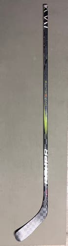 Senior Bauer Hyperlite 2 Right Handed Hockey Stick P90 (Used)