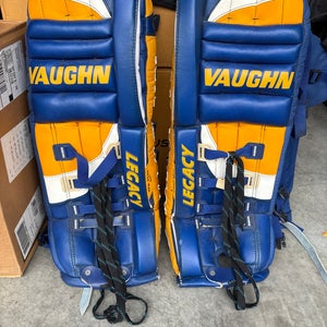 30" Vaughn Goalie Leg Pads (Used)