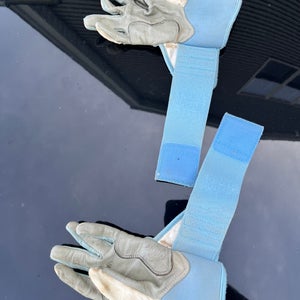 Youth small Bruce Bolt Batting Gloves (Used)