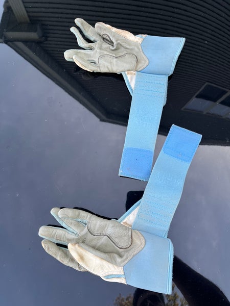 Youth small Bruce Bolt Batting Gloves (Used)