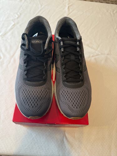 Gray Men's Size M 12.0 (W 13.0) Adult New Balance Shoes (New)