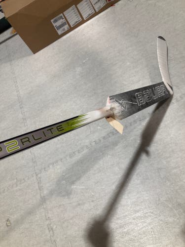 Senior Bauer Hyperlite 2 Goalie Stick Regular 25" Paddle (Used)