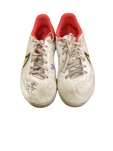 Used Nike Soccer Cleats White Youth 06.0 11884-S000052873