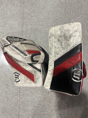 Intermediate Warrior Ritual G4 Goalie Glove & Blocker Set Regular (Used)