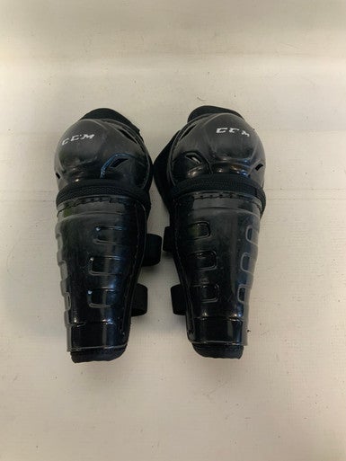 Used CCM BLACK Youth Shin Guards Black 8" 11823-S000035172