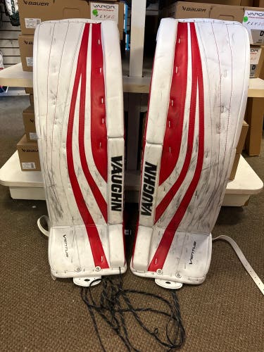 36" Vaughn Ventus SLR Pro Goalie Leg Pads (Used)