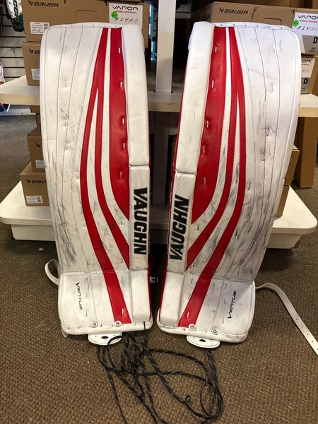 36" Vaughn Ventus SLR Pro Goalie Leg Pads (Used)