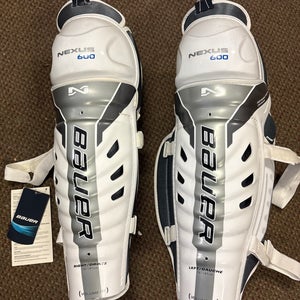 Senior Bauer Nexus 600 16" Shin Pads (New)