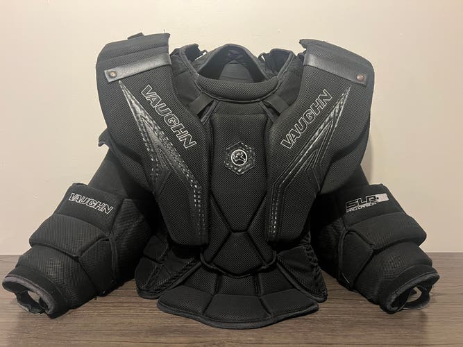 XL Vaughn SLR3 Pro Carbon Goalie Chest Protector (Used)