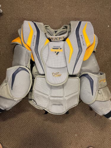 XL Vaughn Ventus LT98 Pro Goalie Chest Protector (Used)