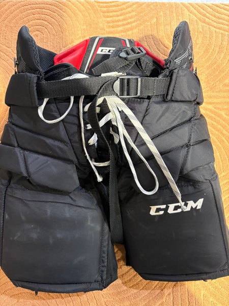 Black Junior Medium CCM HPG 1.5 Hockey Goalie Pants (Used)