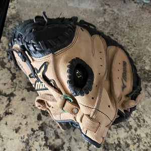 2020 Mizuno Prospect LH Catcher's Baseball Glove 32.5" (Used)