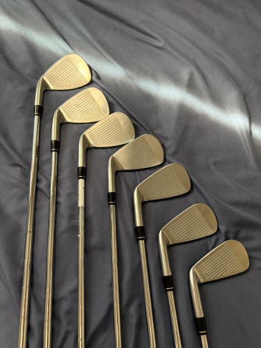 Men's Callaway Diablo Forged Right Handed Iron Set Uniflex Steel Shaft (Used)