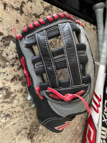 2024 Marucci Caddo LH Outfield Baseball Glove 12" (Used)