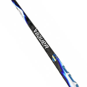 Senior Bauer Vapor FlyLite Right Handed Hockey Stick 77 Flex P28 (Used)