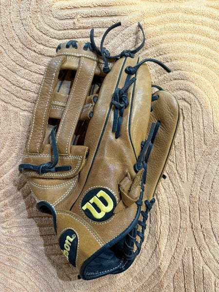 Brown Wilson A950 RH Baseball Glove 14" (Used)